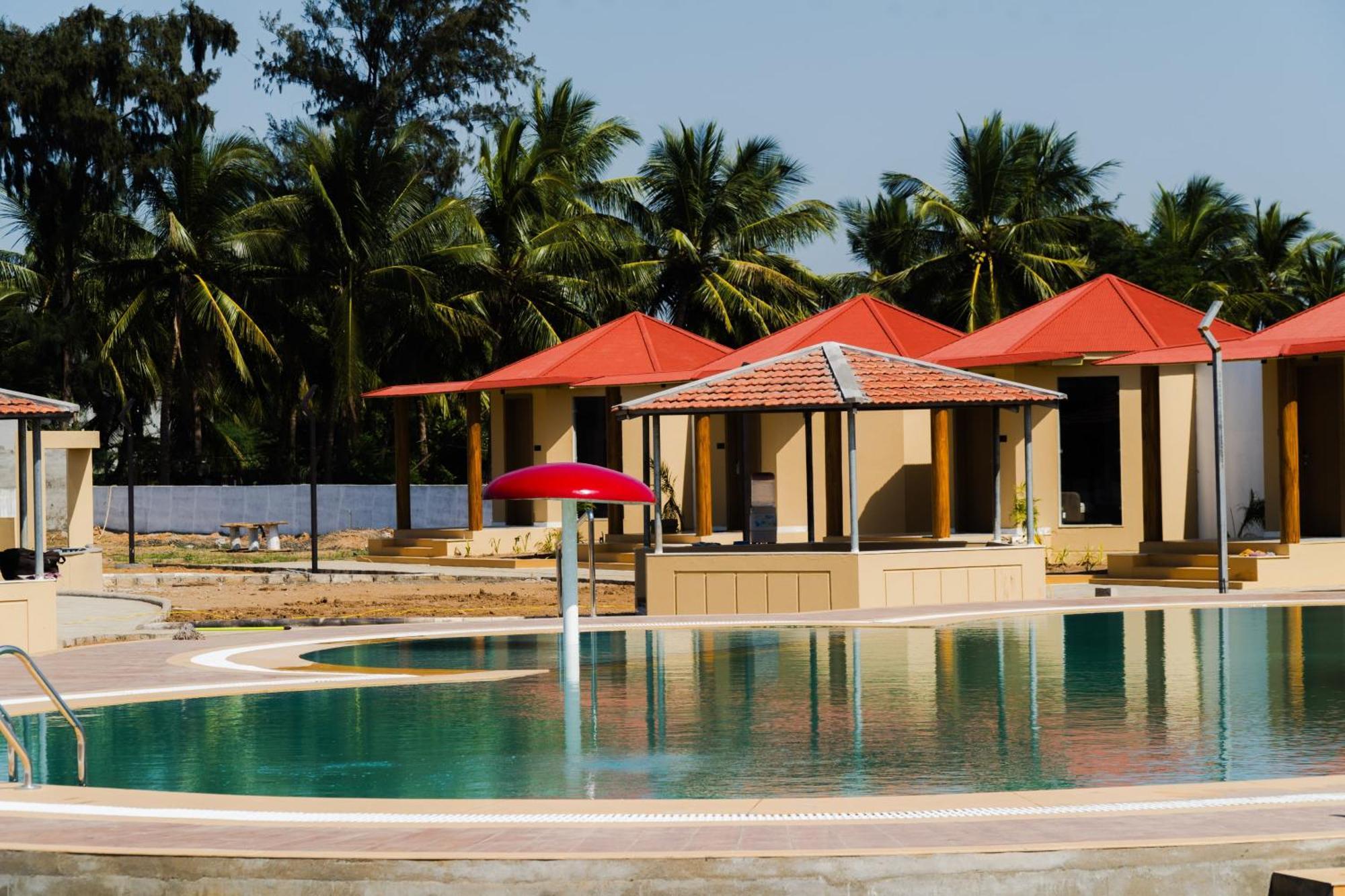 Shree Jalaram Resort Kodae Bagian luar foto