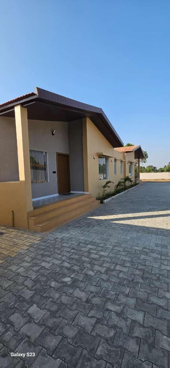 Shree Jalaram Resort Kodae Bagian luar foto